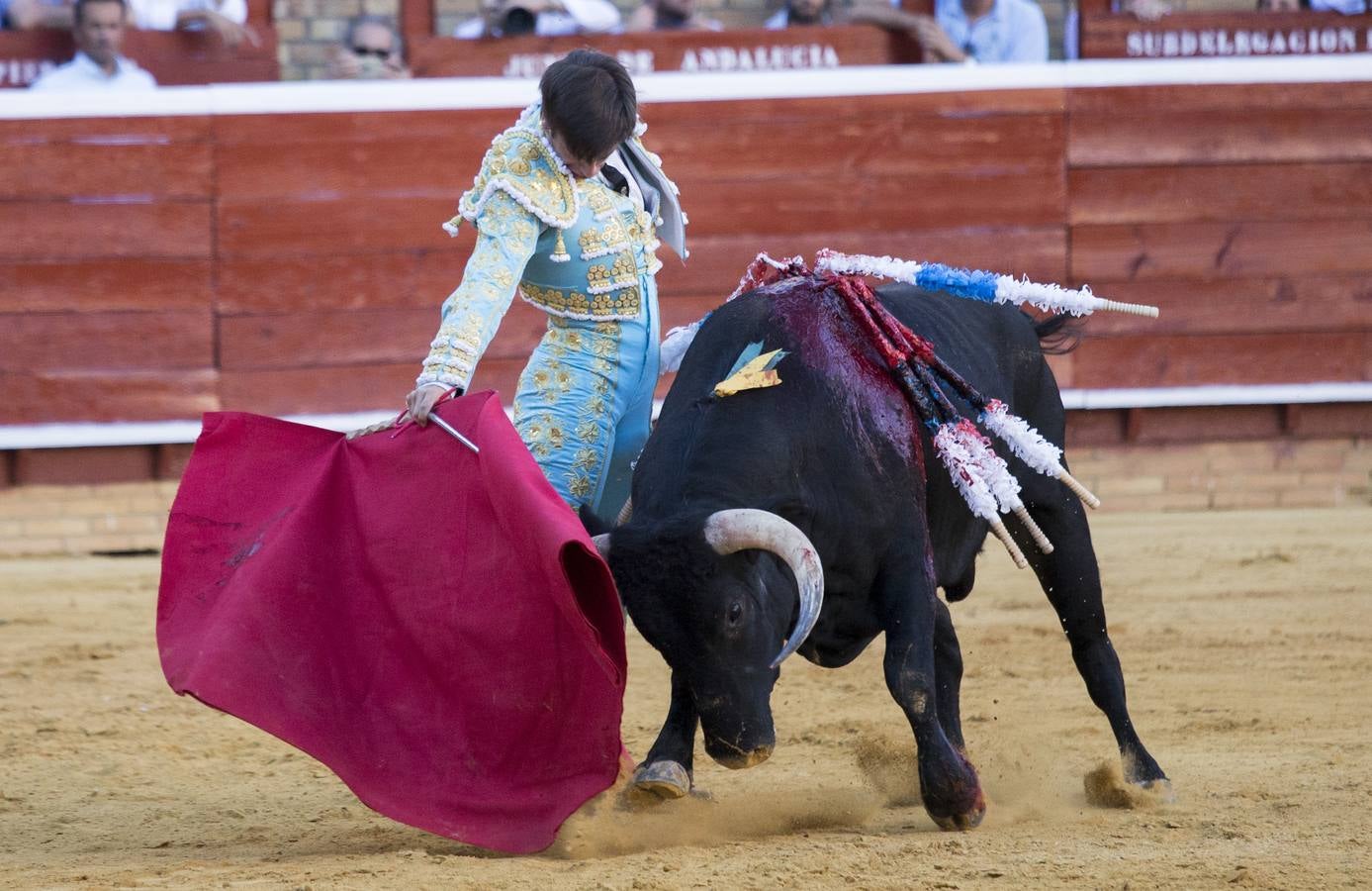 Novillada de las Colombinas con acento sevillano