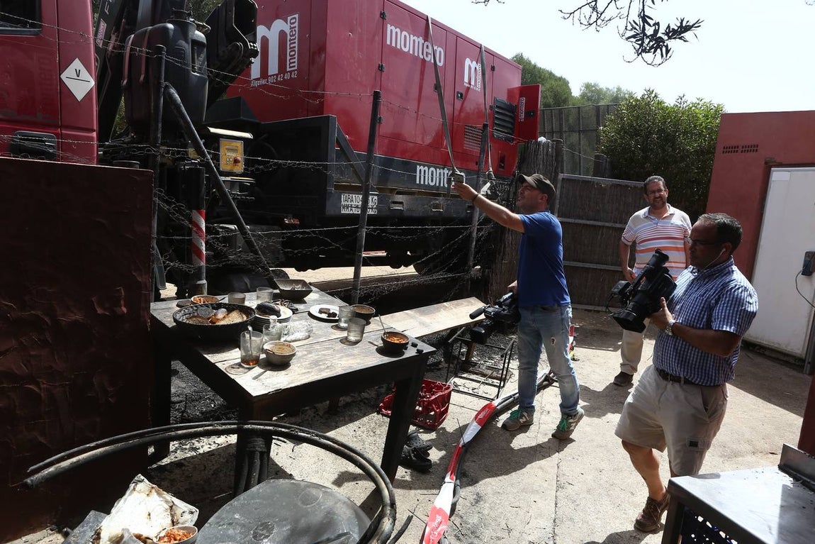 Fotos: El fuego se produjo en el patio del restaurante