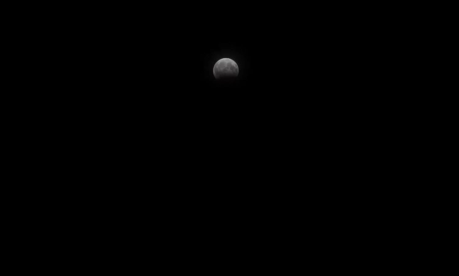 Eclipse lunar desde Chennai, ciudad al sur de la India. 