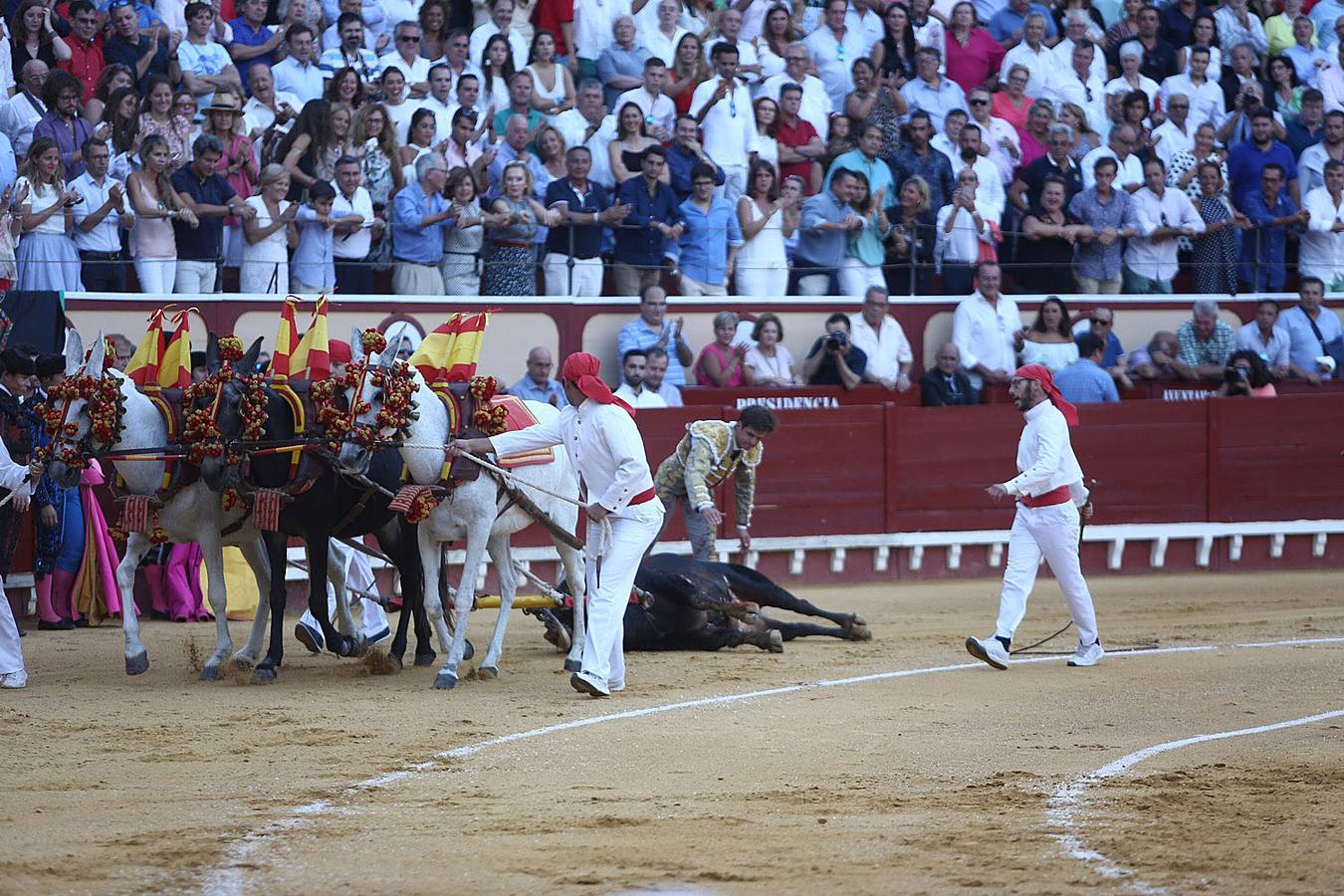 Cinco orejas y un rabo para El Juli en El Puerto