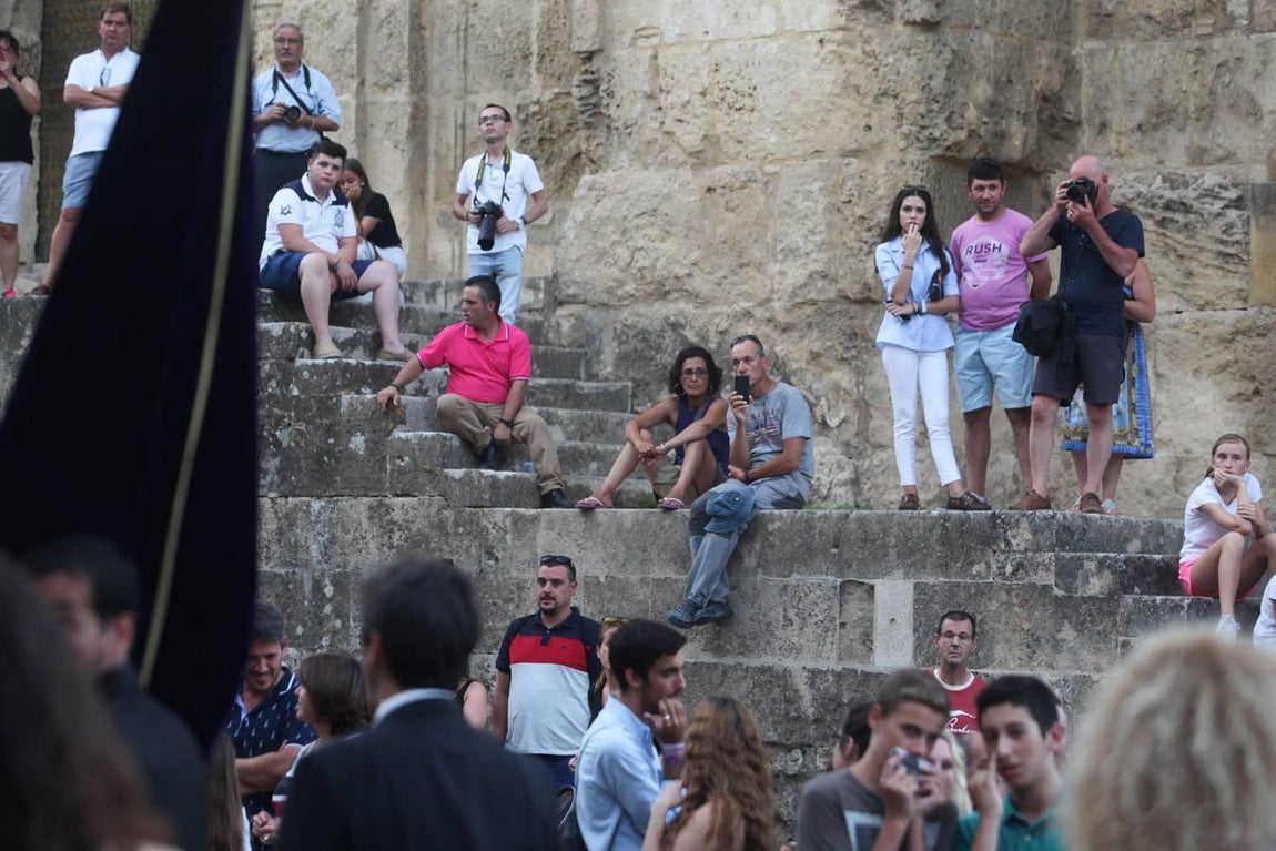 La procesión de la Virgen de Acá, en imágenes