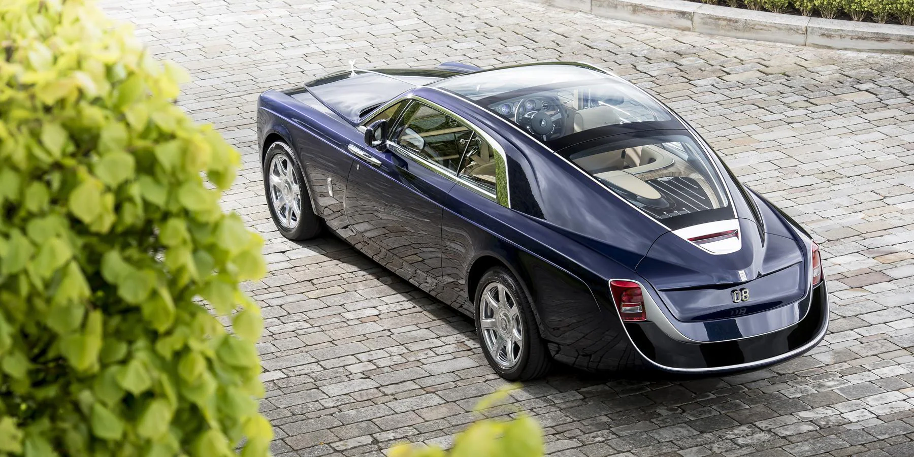Sweptail, Rolls Royce. 