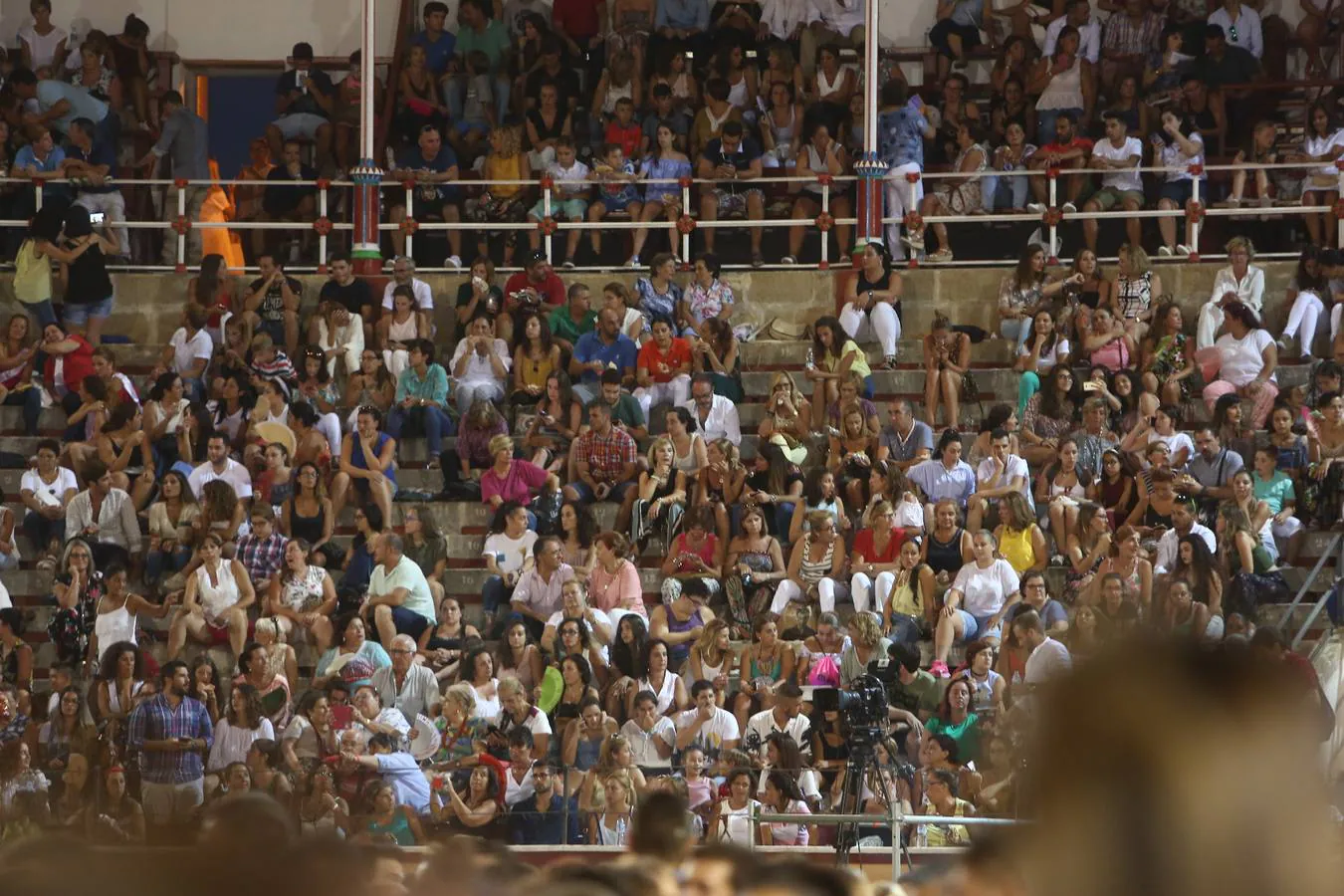 Búscate en el concierto de David Bisbal en la plaza de toros de El Puerto