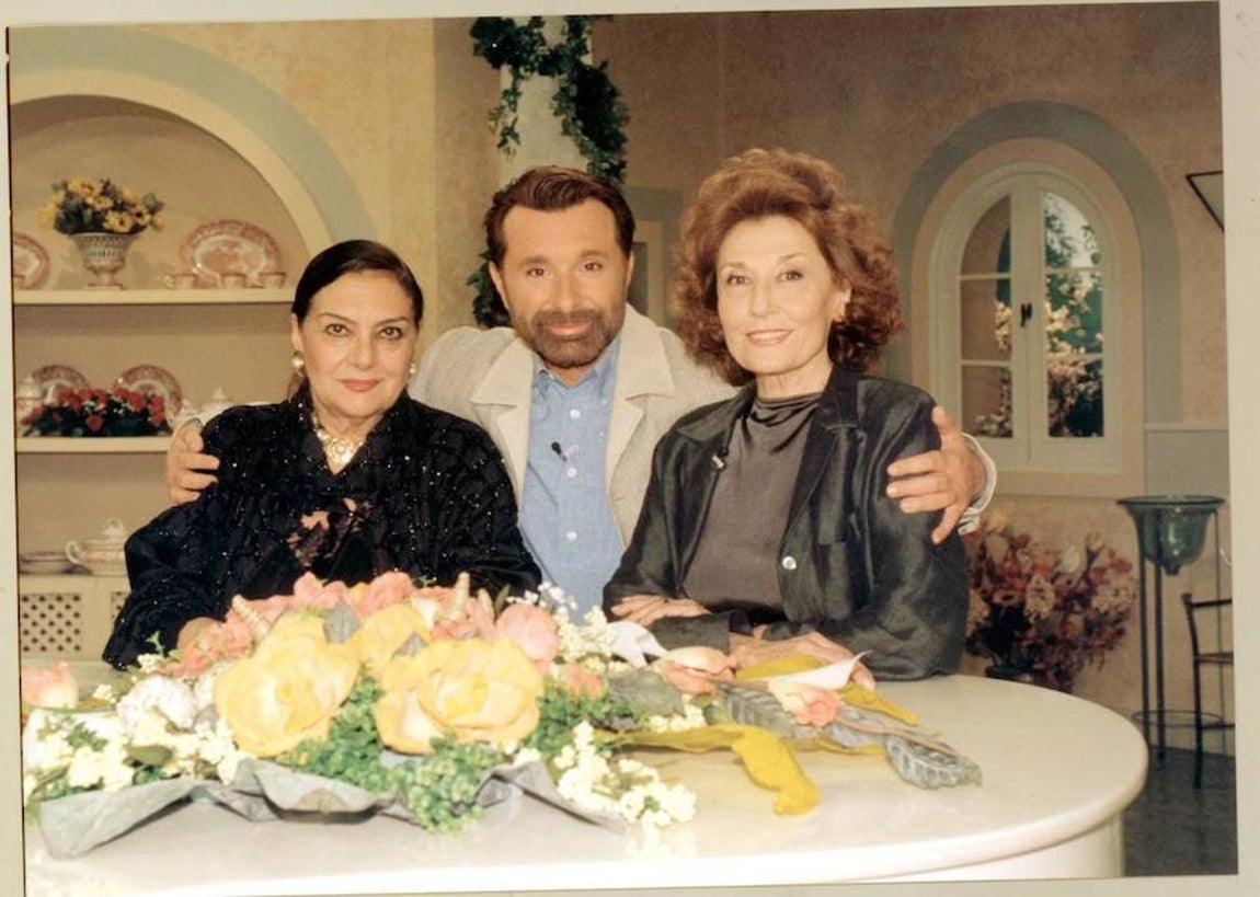 Junto a su gran amigo José Manuel Parada y Julia Gutiérrez Caba. 