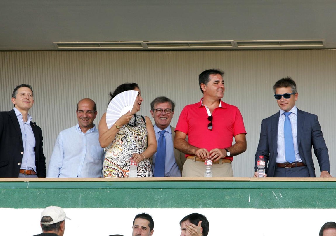 El rector de la UCLM, Miguel Ángel Collado, y la vicerectora del campus de Toledo, Fátima Guadamillas. 