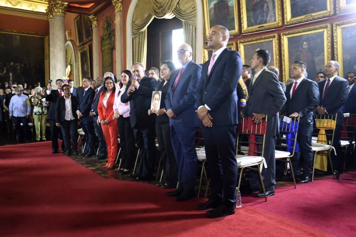 La Asamblea Constituyente de Maduro toma posesión con el rechazo internacional