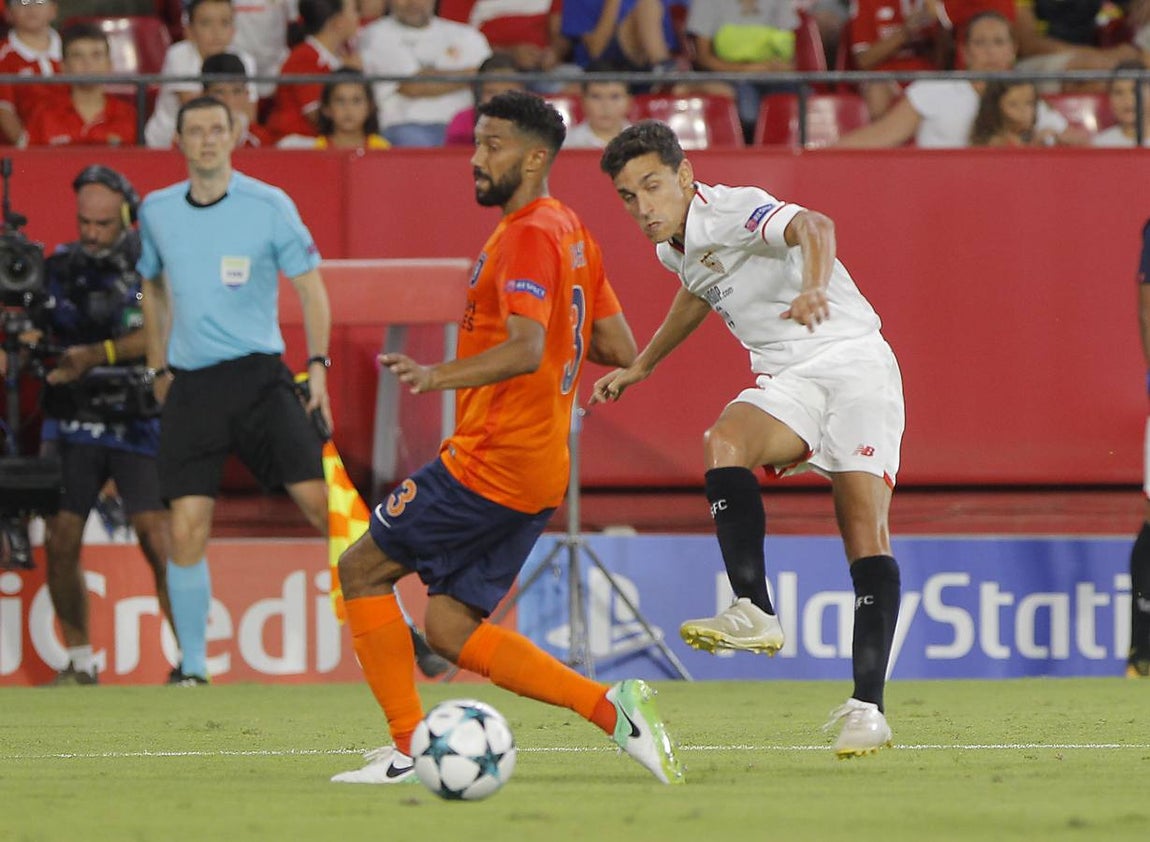 El encuentro entre el Sevilla FC y el Istambul Basaksehir, en imágenes