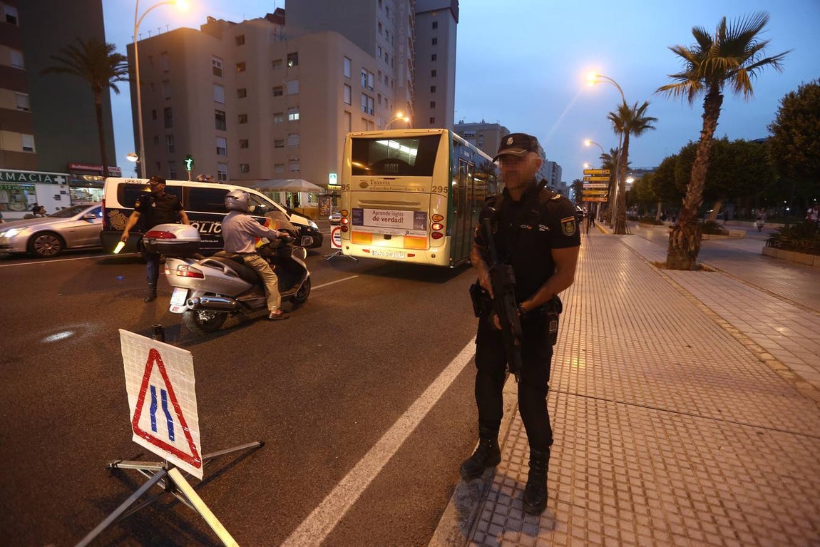 FOTOS: Medidas de seguridad en Cádiz tras los atentados