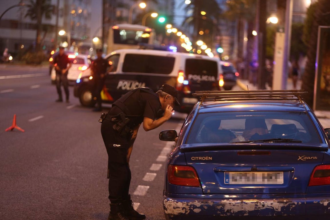 FOTOS: Medidas de seguridad en Cádiz tras los atentados