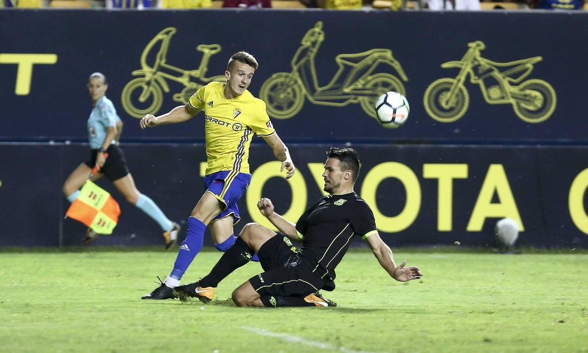 FOTOS: Cádiz CF - Alcorcón en imágenes
