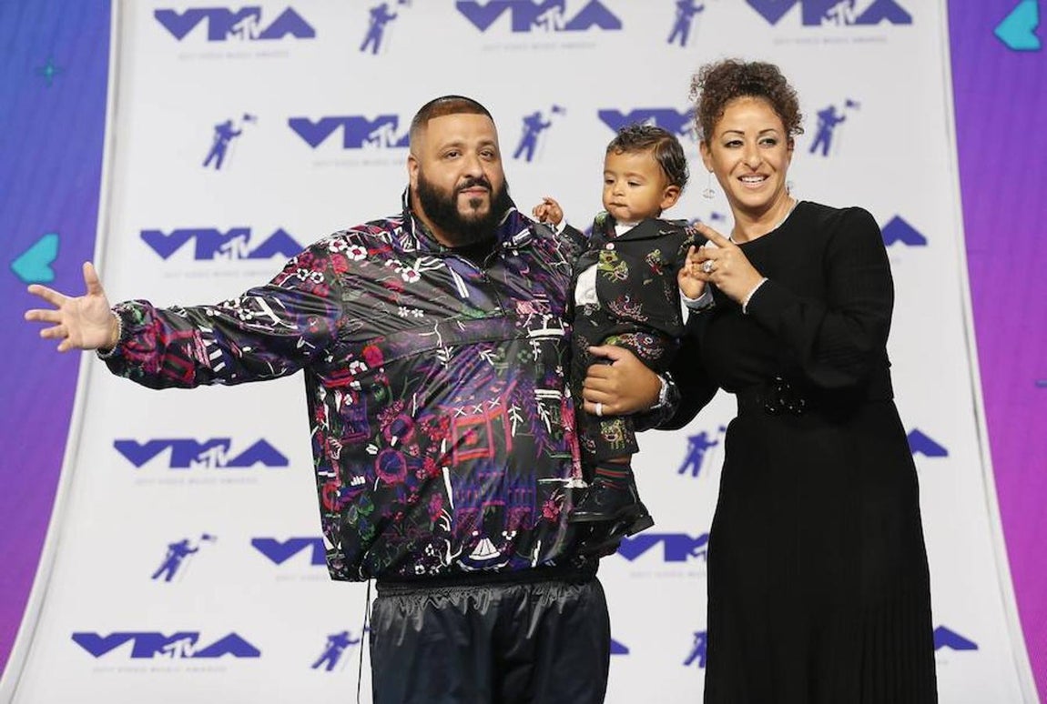 DJ Khaleed, y su familia. 