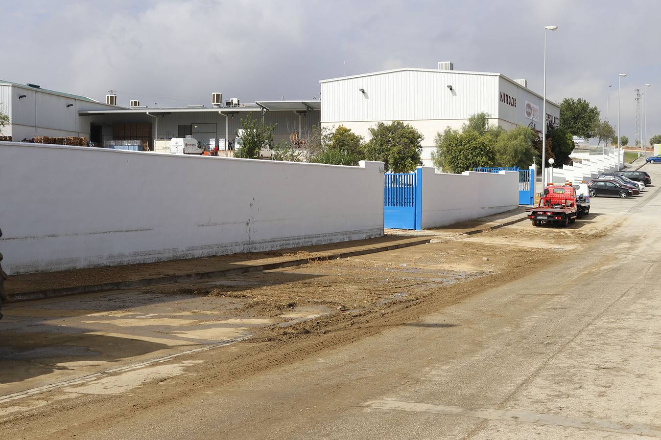 Una fuerte tormenta de quince minutos provoca inundaciones en Estepa