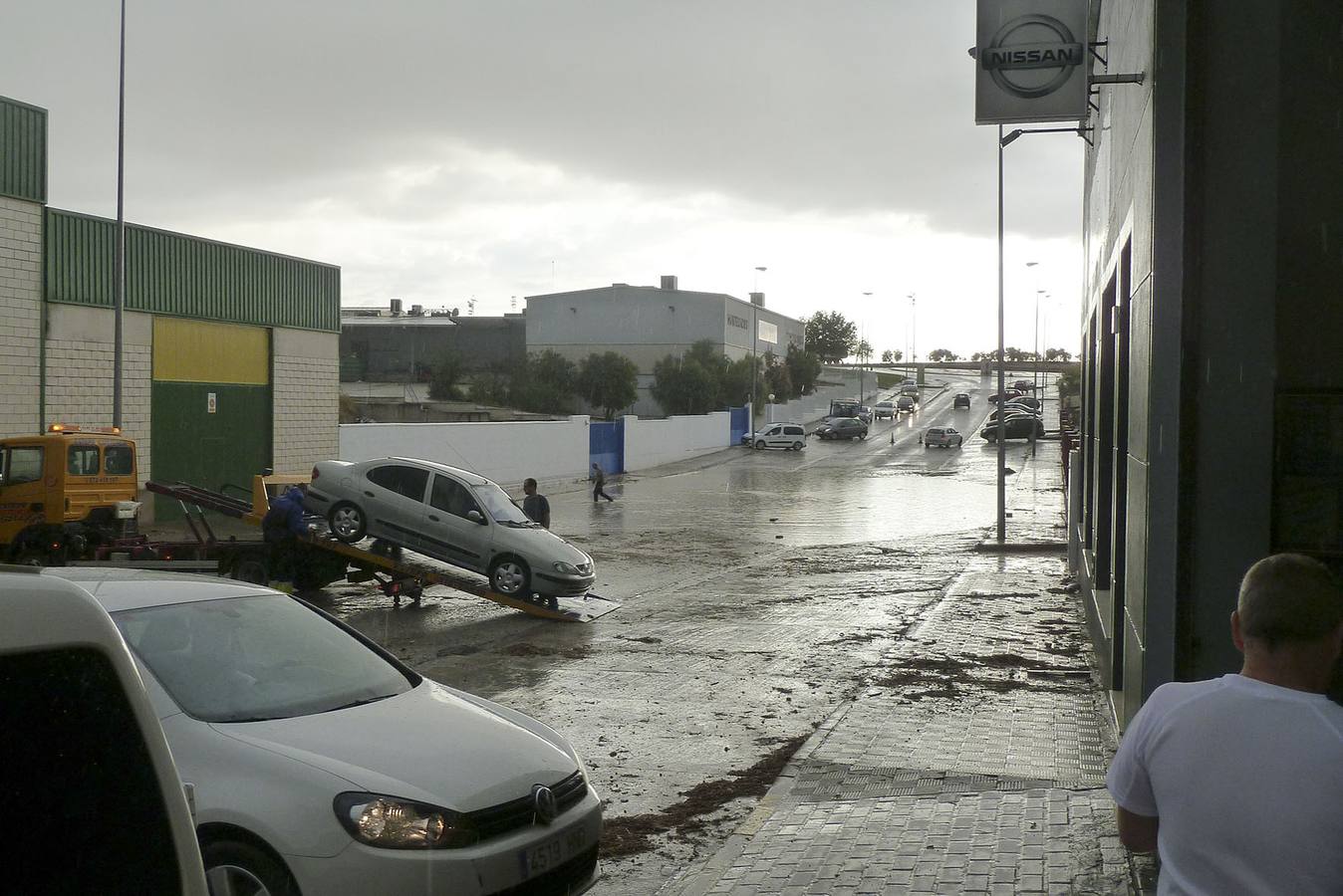 Una fuerte tormenta de quince minutos provoca inundaciones en Estepa