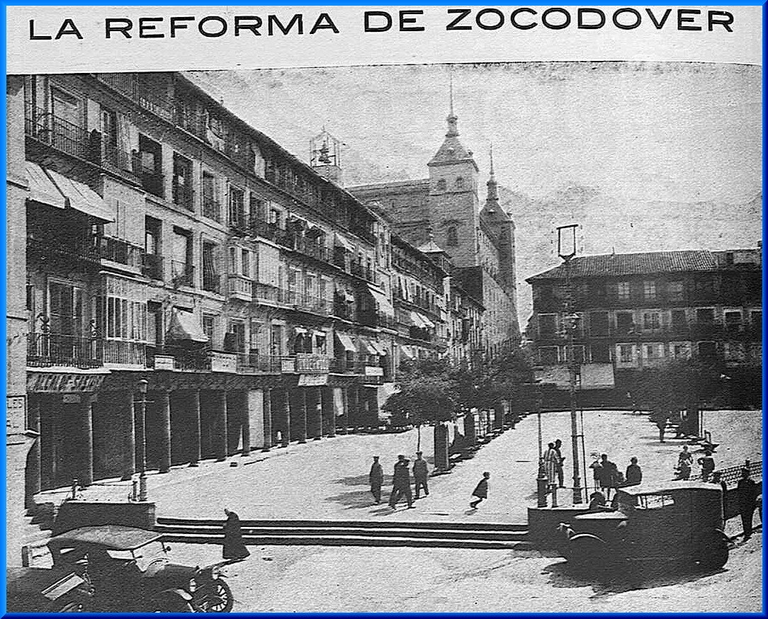 Reportaje en la revista Toledo (agosto de 1925) sobre el nuevo cambio en Zocodover que mantenía la misma forma desde 1865. 