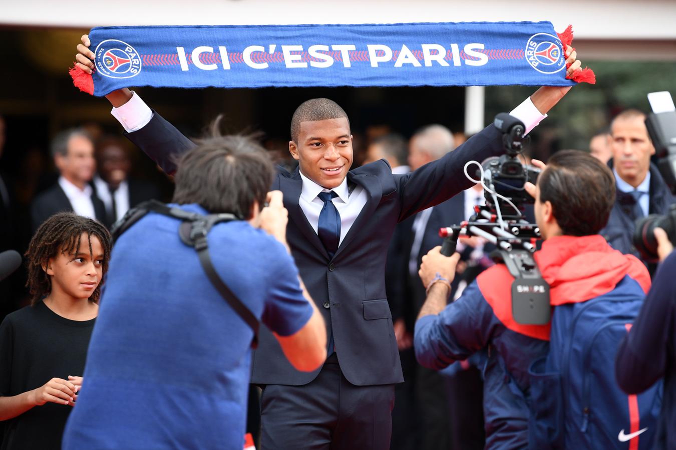 Kylian Mbappé, presentado en el Paris Saint Germain