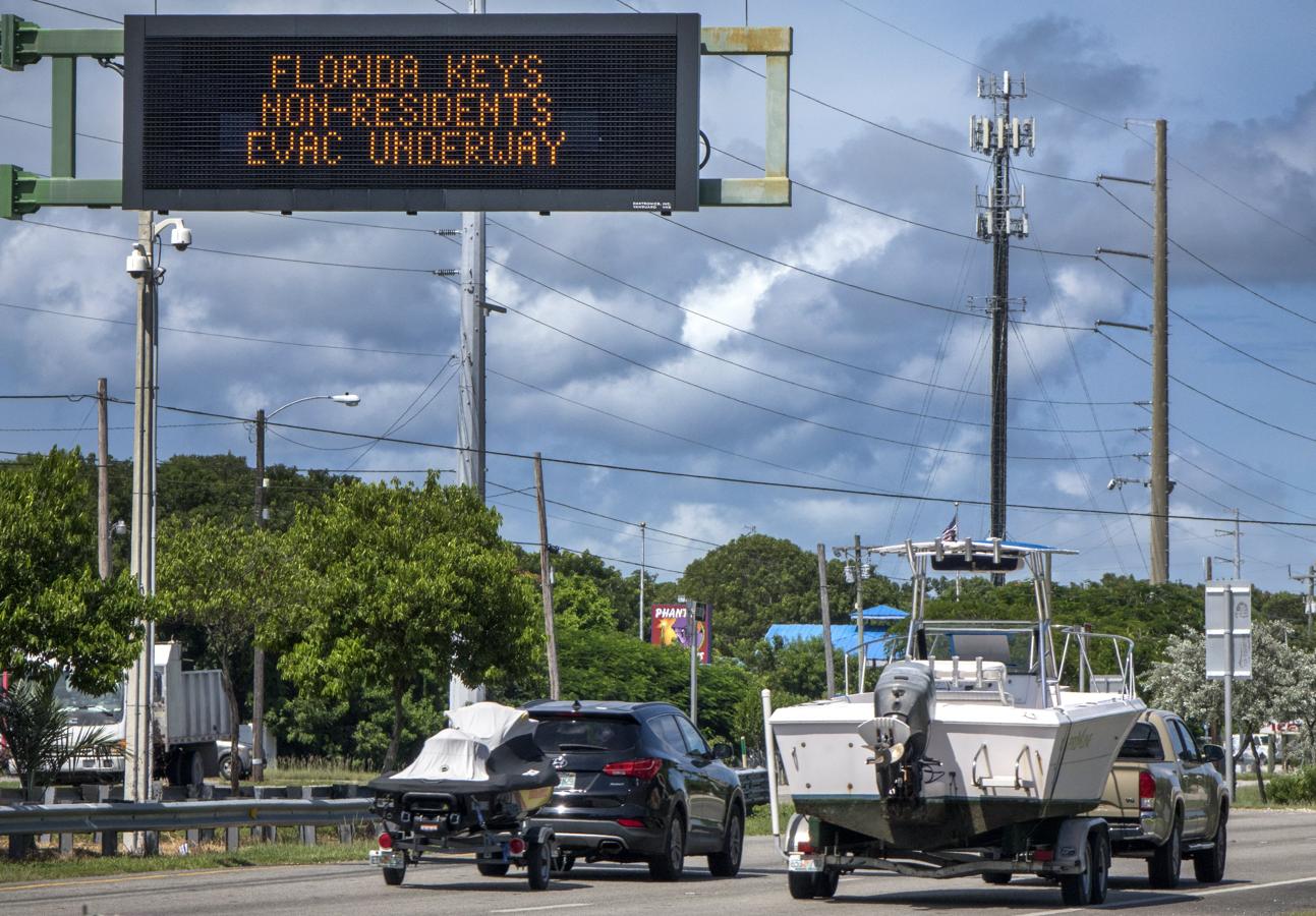 Imágenes del paso del huracán Irma por Florida y el Caribe