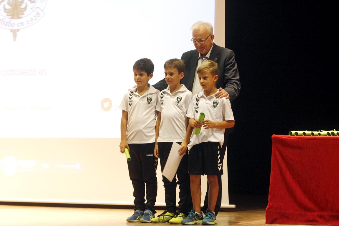 El Toledo entrega los I Premios Jacobo Aragón