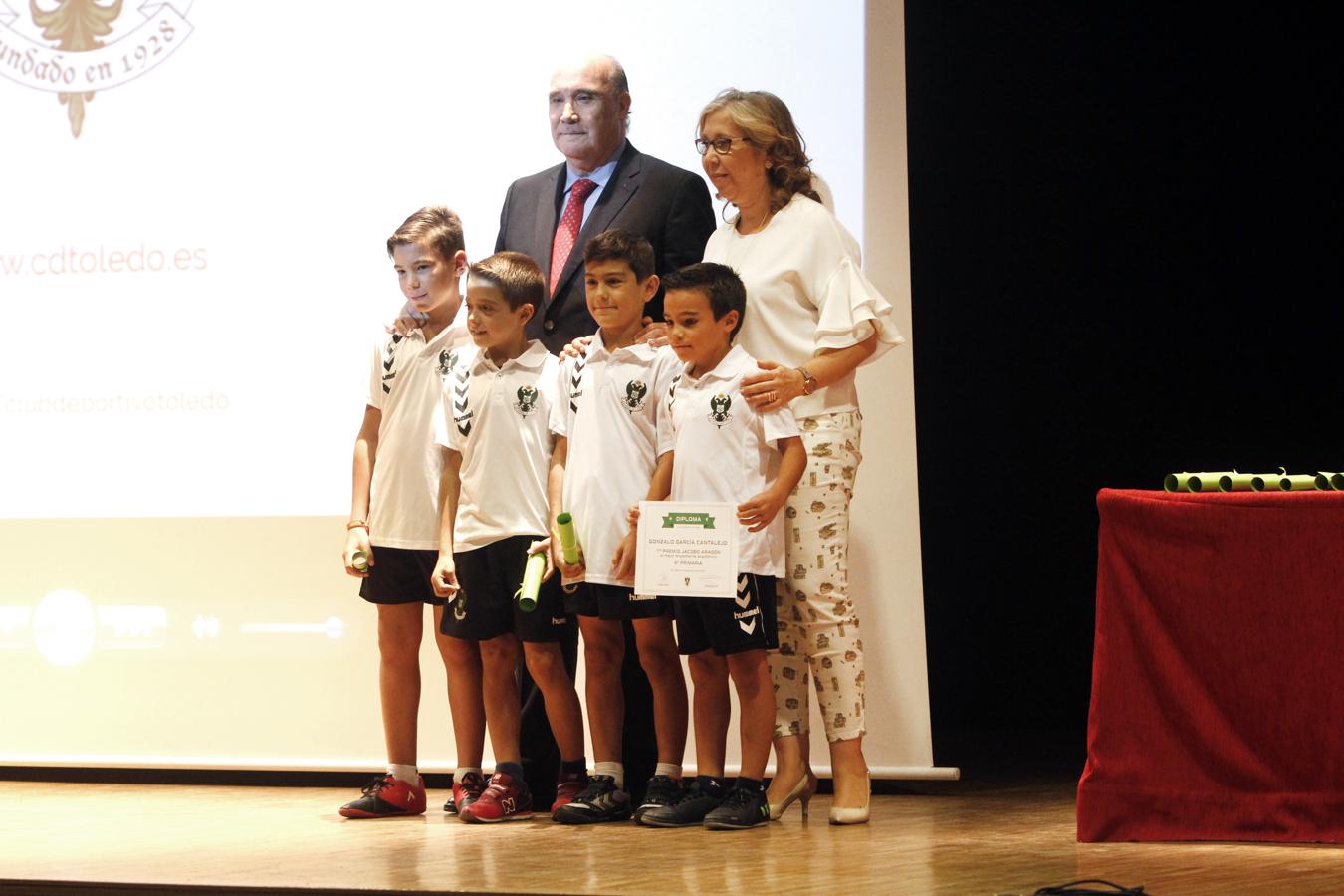 El Toledo entrega los I Premios Jacobo Aragón
