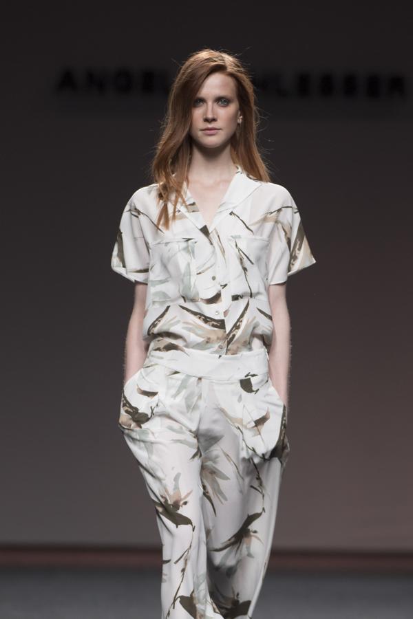 «Outfits» bonitos, elegantes, con un trabajo artesanal detrás en las telas. 