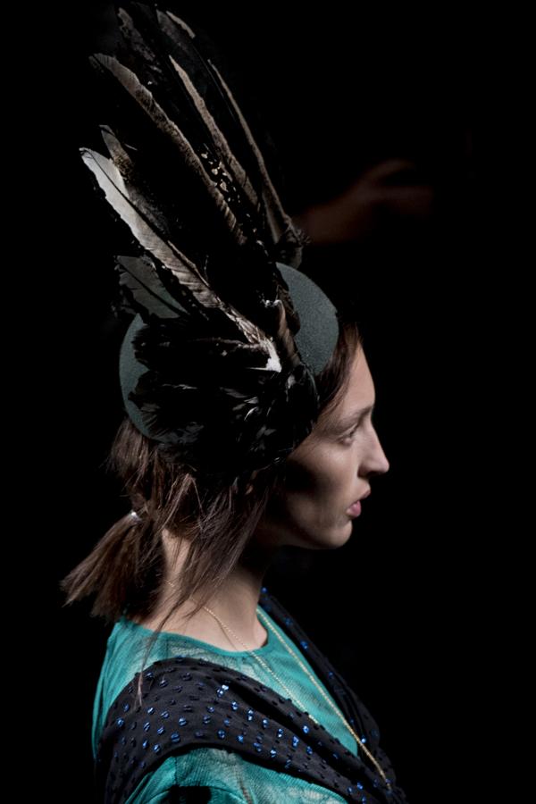 Vestidos sueltos, muy largos y con aire romántico, combinado con caftanes. 