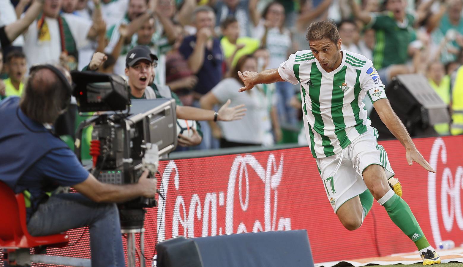 Las mejores imágenes de la victoria del Betis ante el Deportivo (2-1)