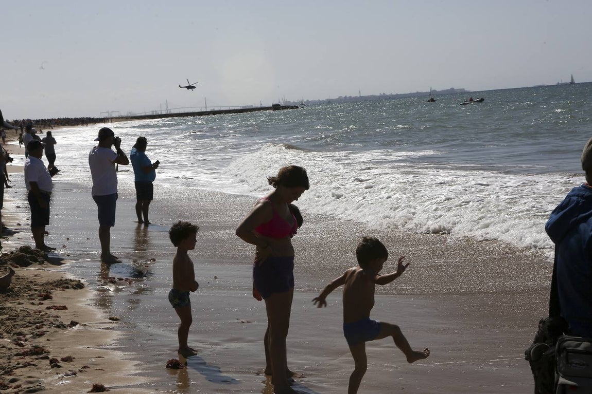 Exhibición aérea con motivo del Centenario de la Aviación Naval