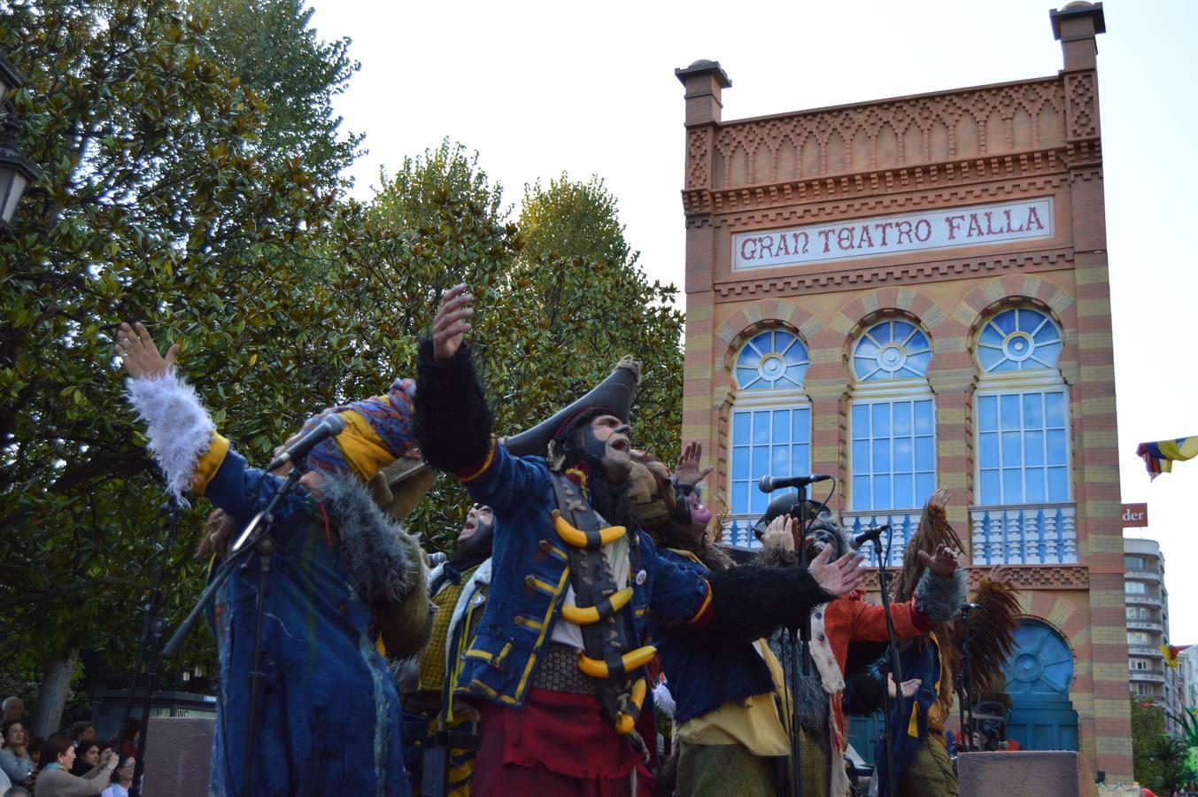 FOTOS: Oviedo en fiestas suena a Cádiz en carnaval