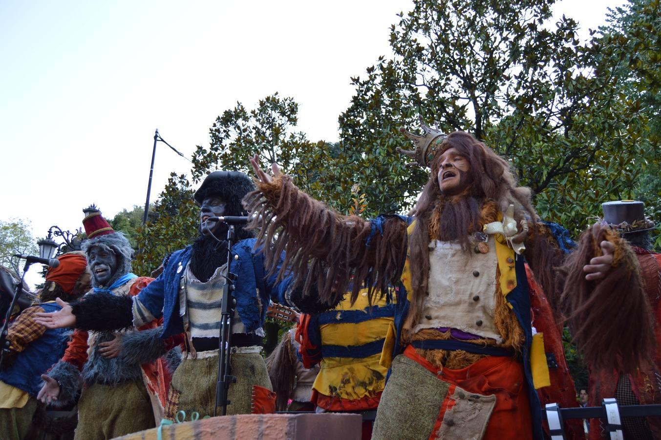 FOTOS: Oviedo en fiestas suena a Cádiz en carnaval