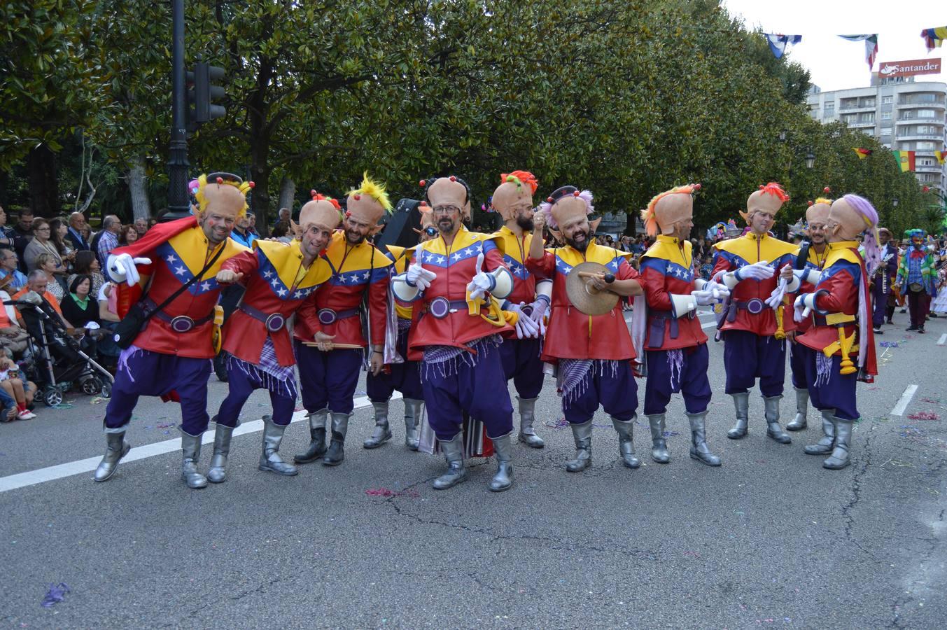 FOTOS: Oviedo en fiestas suena a Cádiz en carnaval