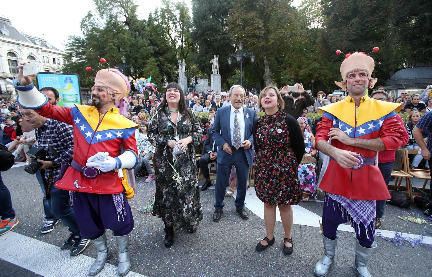 FOTOS: Oviedo en fiestas suena a Cádiz en carnaval