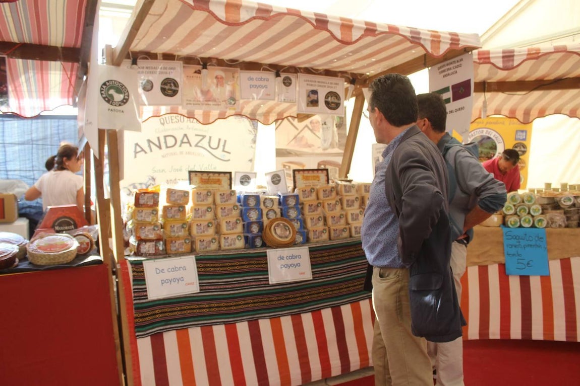 La jornada inaugural de la Fiesta del Queso de Zuheros, en imágenes