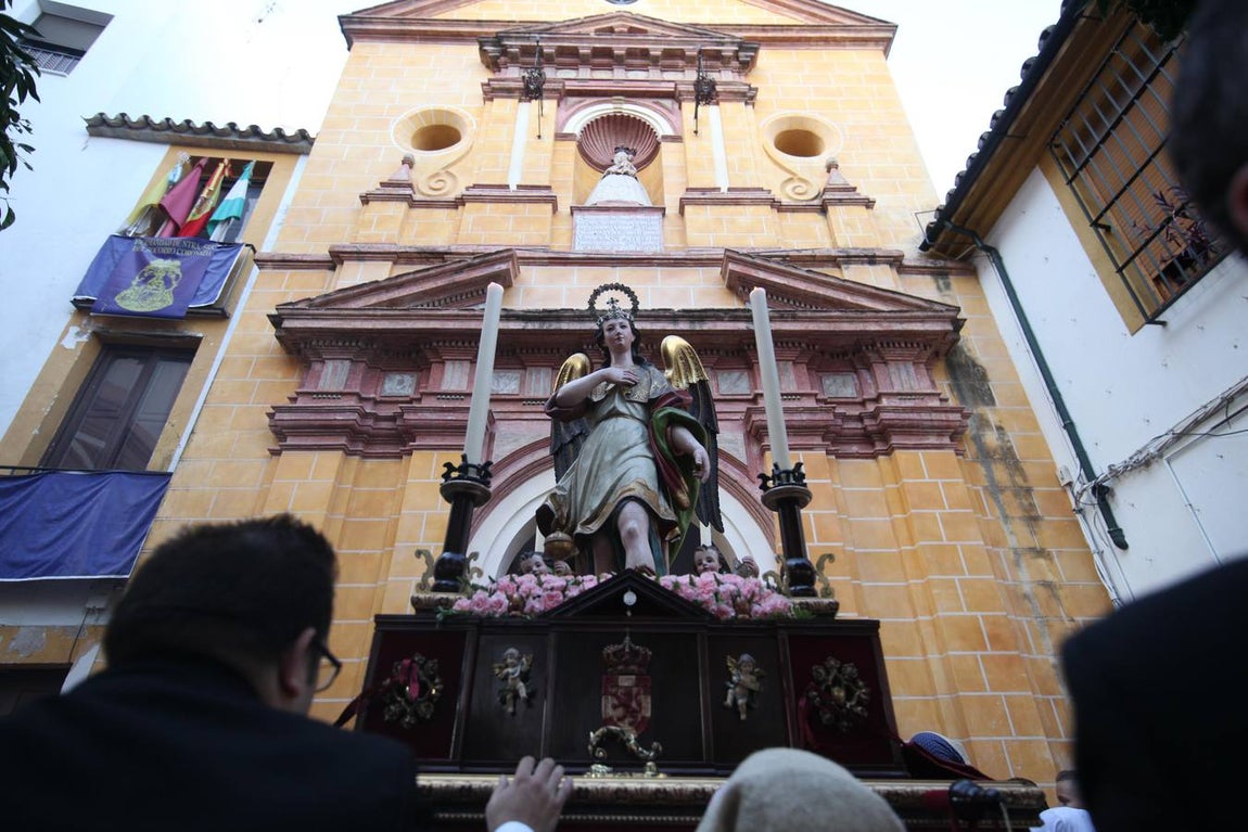 La procesión de Nuestra Señora del Socorro por Córdoba, en imágenes