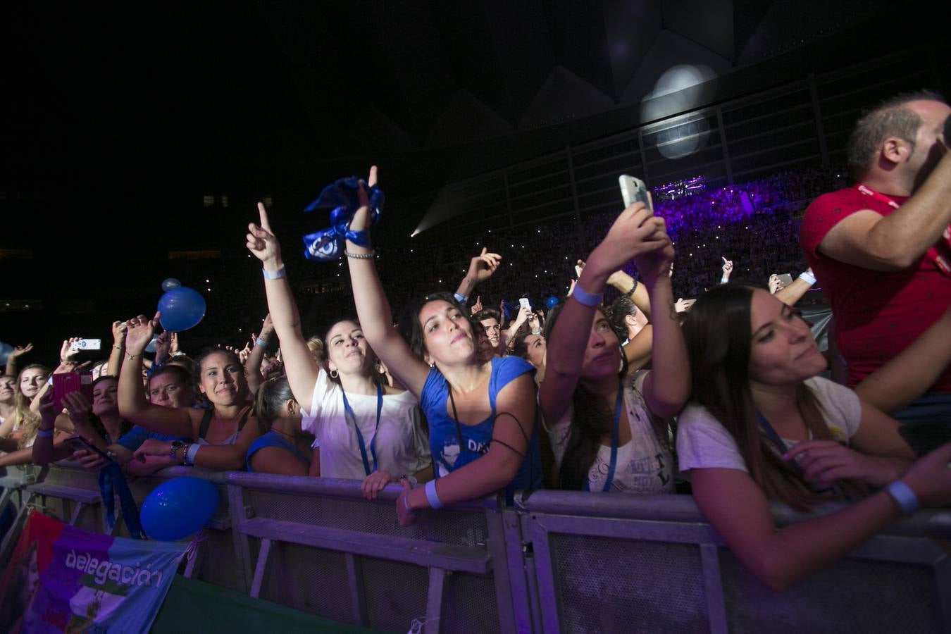 Crónica gráfica del concierto de David Bisbal en el Estadio de la Cartuja