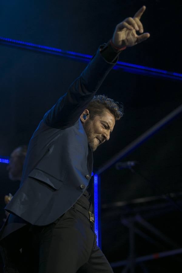 Crónica gráfica del concierto de David Bisbal en el Estadio de la Cartuja