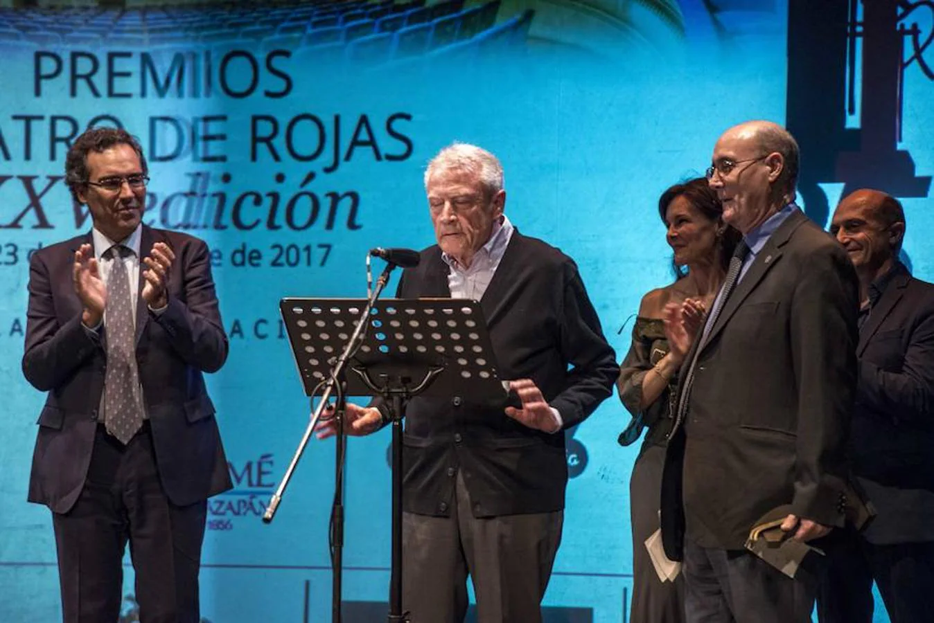 El teatro clásico, como cátedra. Rafael Pérez Sierra se dirige al público para agradecer el premio especial Teatro de Rojas 2017 por la organización de las jornadas de teatro clásico de Almagro
