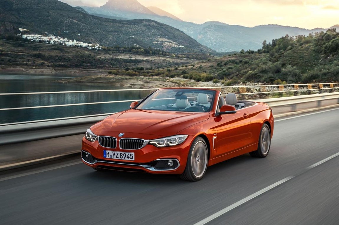 BMW Serie 4 Cabrío. La marca bávara tiene un gran legado diseñando y fabricando descapotables. Dentro de su gama actual encontramos varios, desde el compacto Serie 1, hasta su revolucionario i8