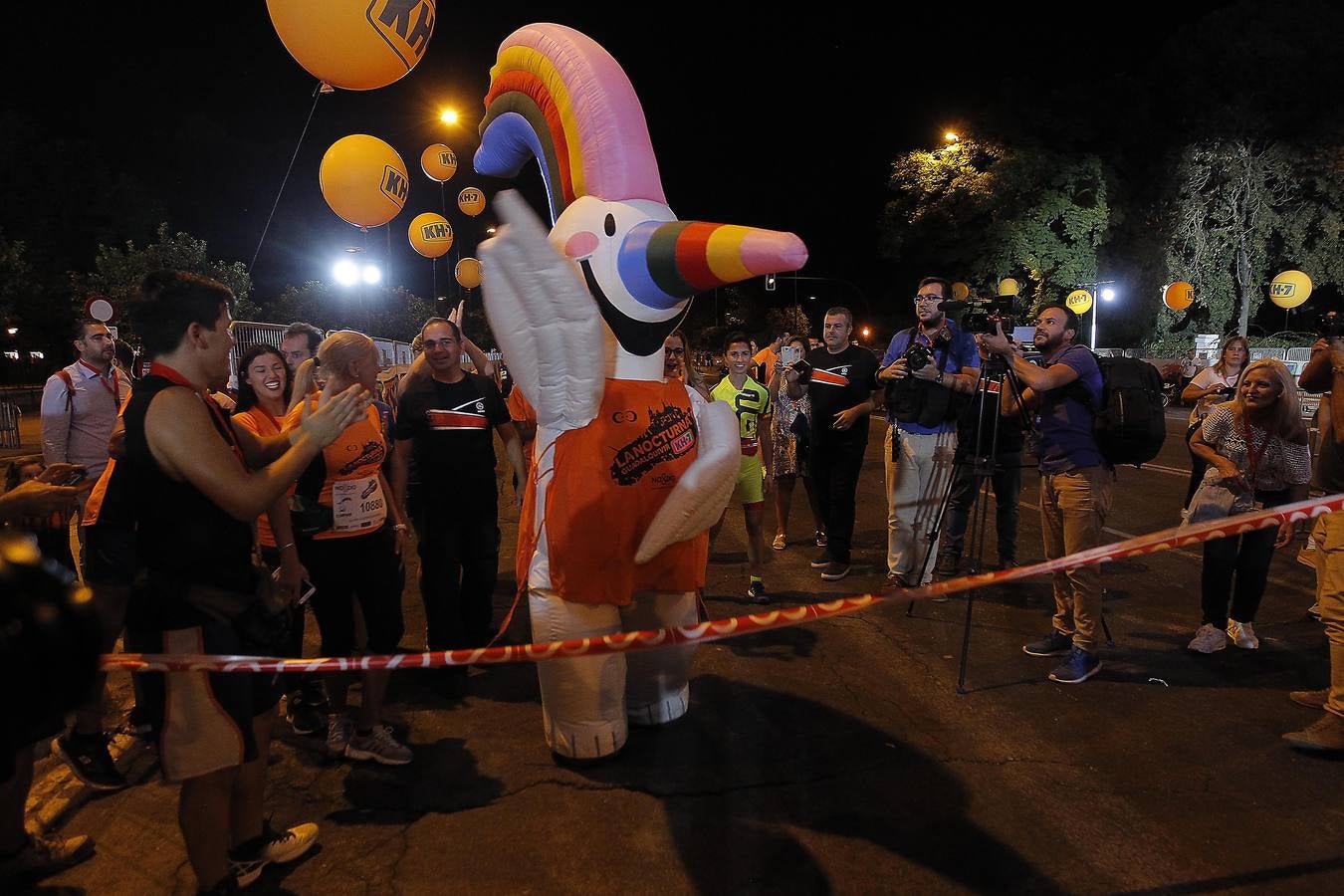 Más de 24.000 corredores han participado en la KH7 Carrera Nocturna del Guadalquivir