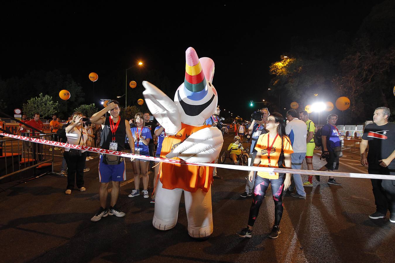 Más de 24.000 corredores han participado en la KH7 Carrera Nocturna del Guadalquivir