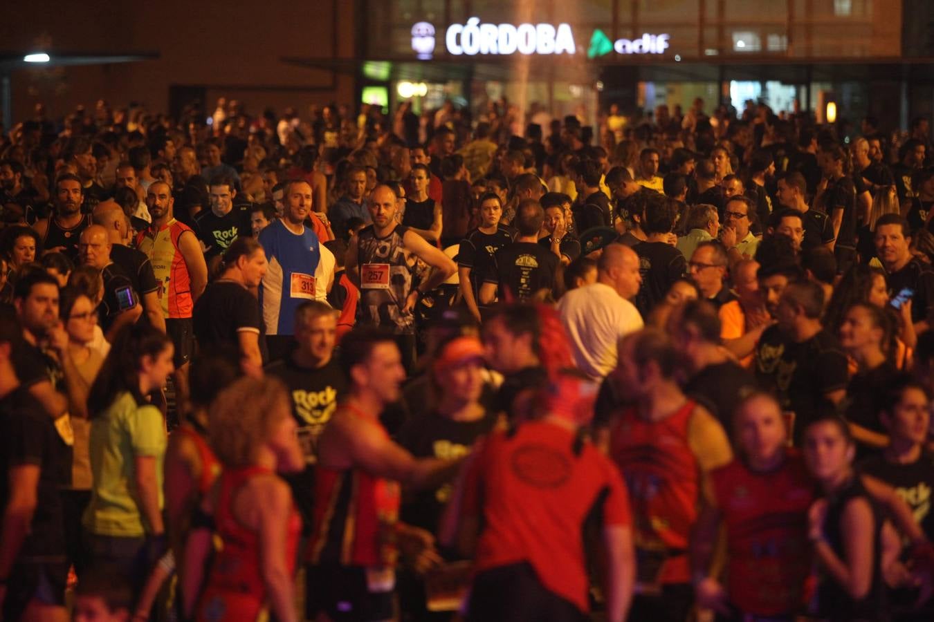 La «Night Running» de Córdoba, en imágenes