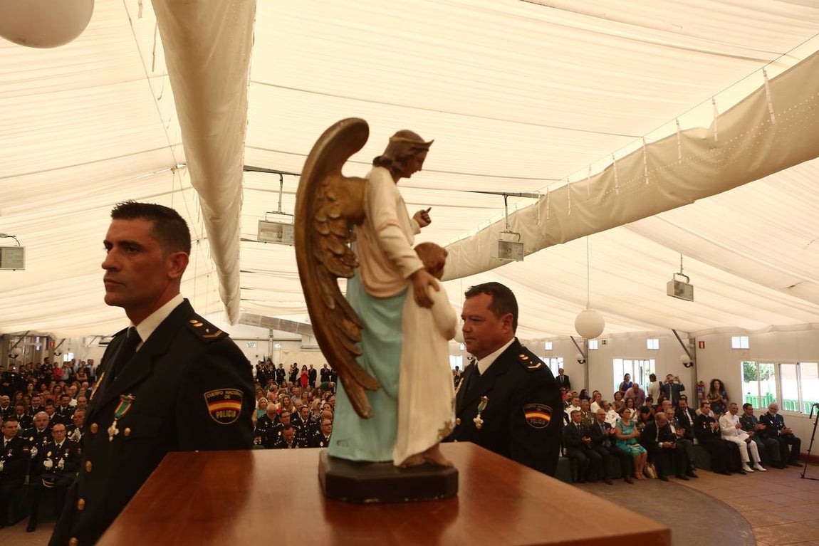 Fotos: Así ha sido la celebración el Día de la Policía en Cádiz