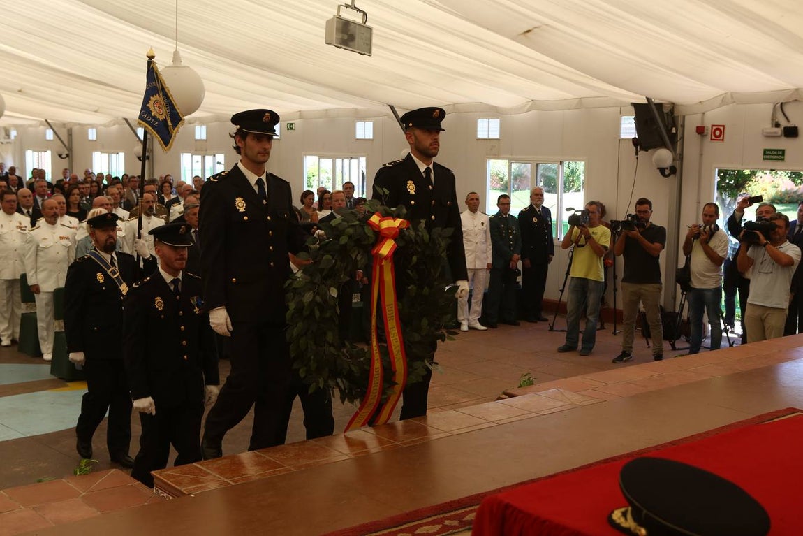 Fotos: Así ha sido la celebración el Día de la Policía en Cádiz