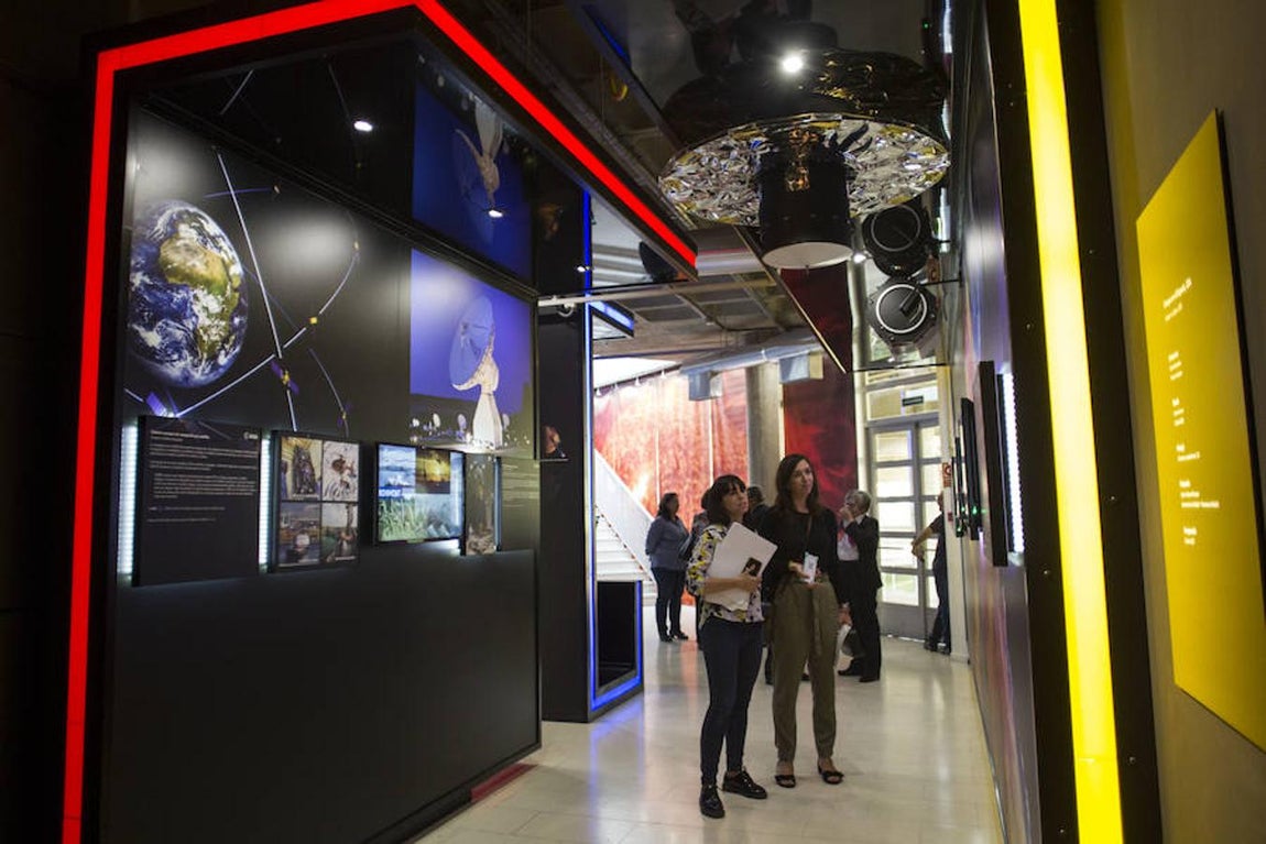 9.. La tarea de la Agencia Espacial Europea se exhibe en la planta baja