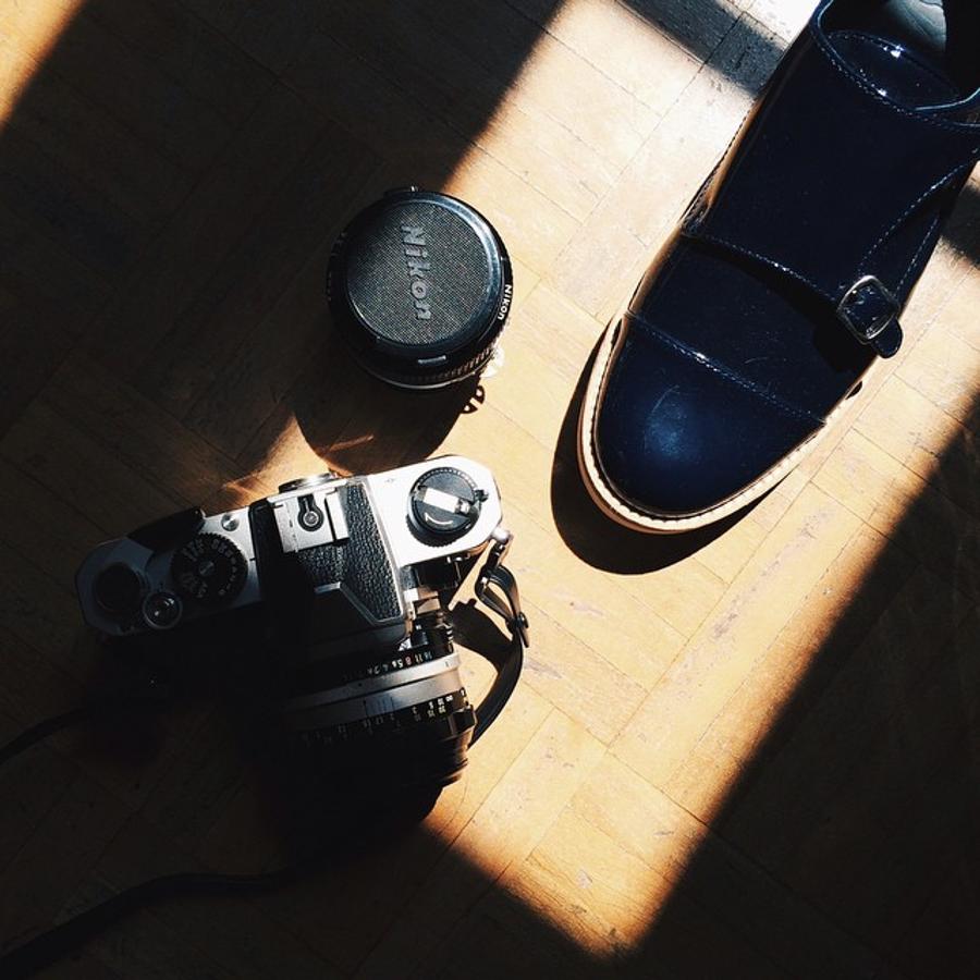 Actualmente tienen dos tiendas propias en el paseo de Gracia. Fuera de España cuentan con otros dos puntos de venta en Berlín y París