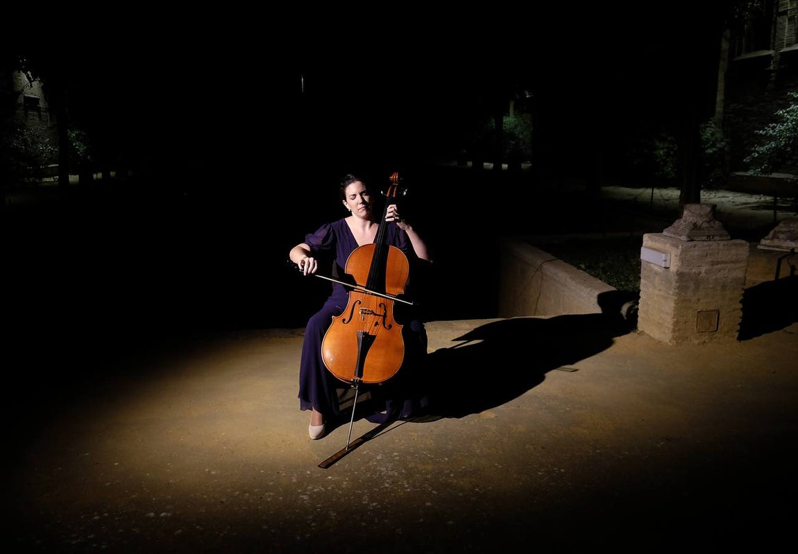 La VI Noche en Blanco en Sevilla reunió a numerosos sevillanos en torno a la cultura