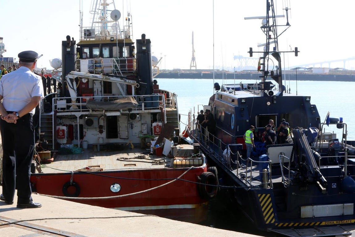 Descargan en Cádiz 3.700 kilos de cocaína