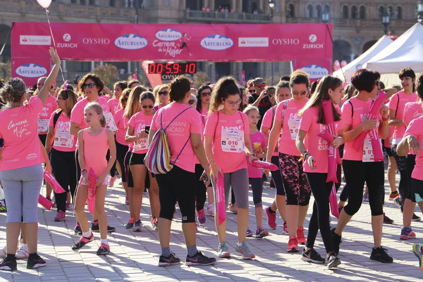 La organizadora de la Carrera de la Mujer asegura que el Ayuntamiento de Sevilla forzó la suspensión