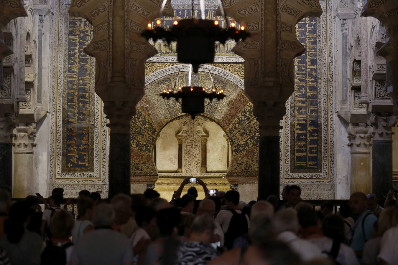 Recorrido en imágenes por el arte funerario de la Mezquita-Catedral