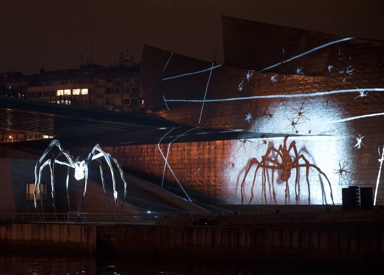 En imágenes: Imponente espectáculo de luz y color en el Guggenheim para conmemorar su XX aniversario