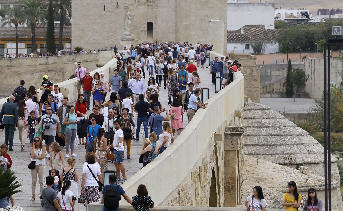 Imágenes de Córdoba llena en el 12 de octubre