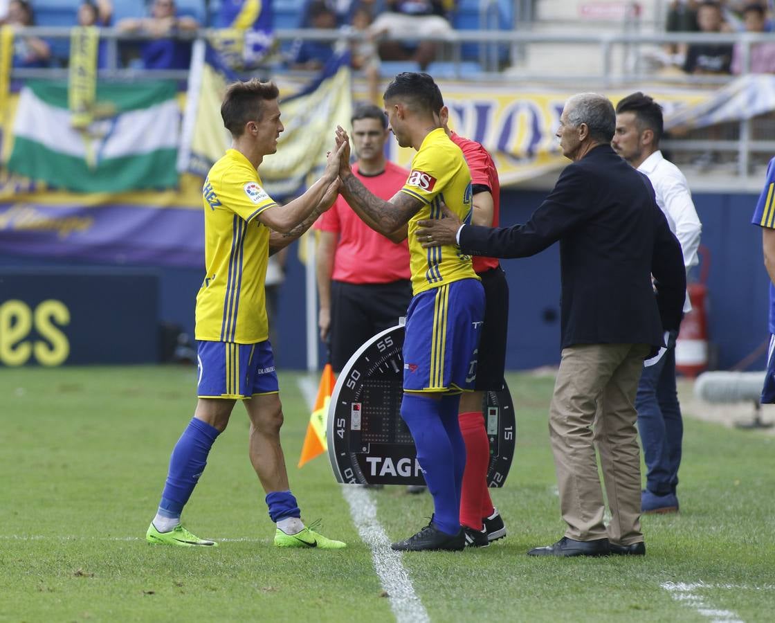 Las mejores imágenes del duelo entre el Cádiz CF y la Cultural Leonesa
